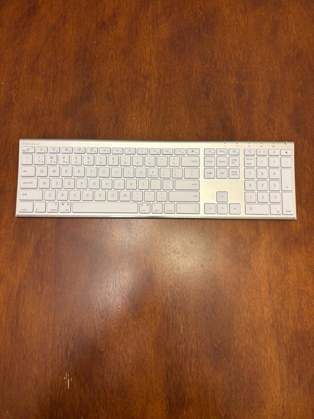 Macally Wireless Bluetooth Keyboard for Mac - Silver